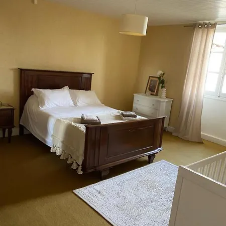 Holiday home Maison De *