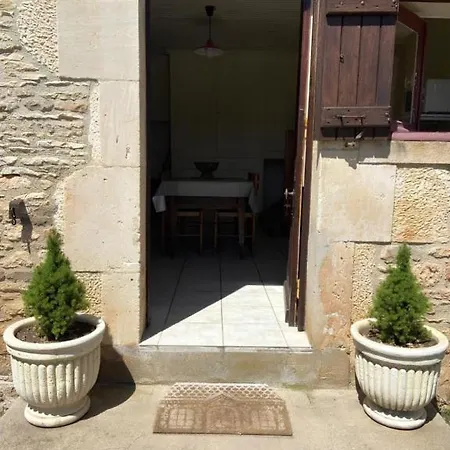 Holiday home Maison De Nadaillac